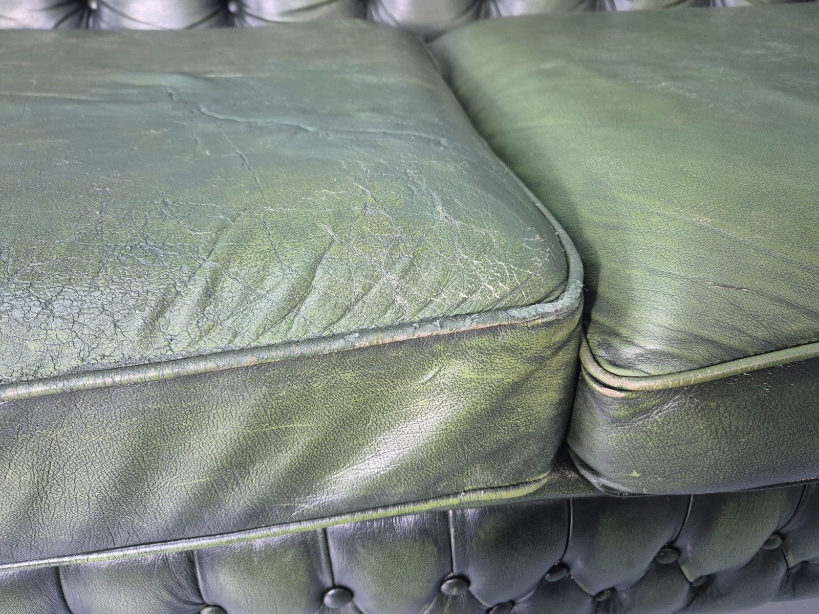 3 Seater Chesterfield Sofa Green Leather Studded Vintage EB11024 VCHE15
