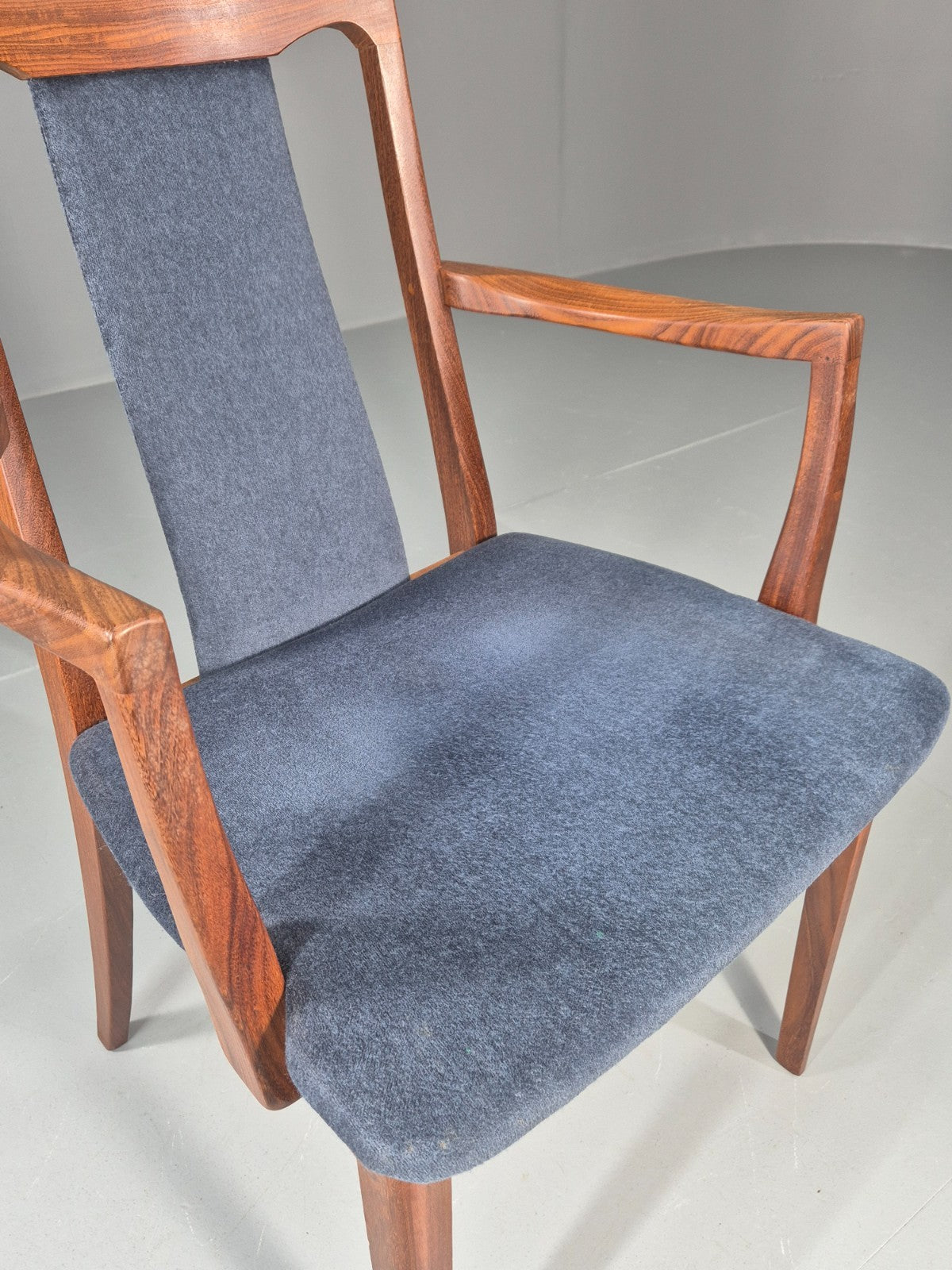 Vintage G plan Carver Chair 1980s Retro Teak Blue Velour EB11526 MDIN3