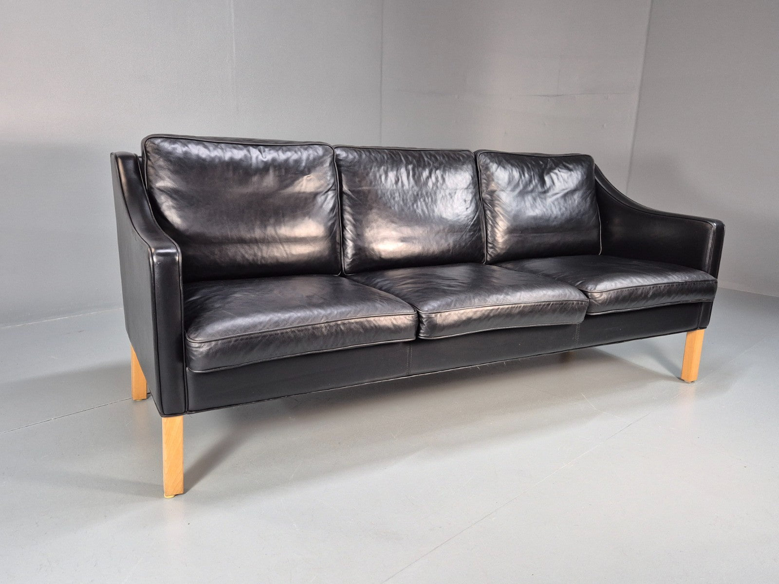 Vintage 3 Seater Leather Sofa Danish Mogensen Style Black 1980s EB10689 M3SS1