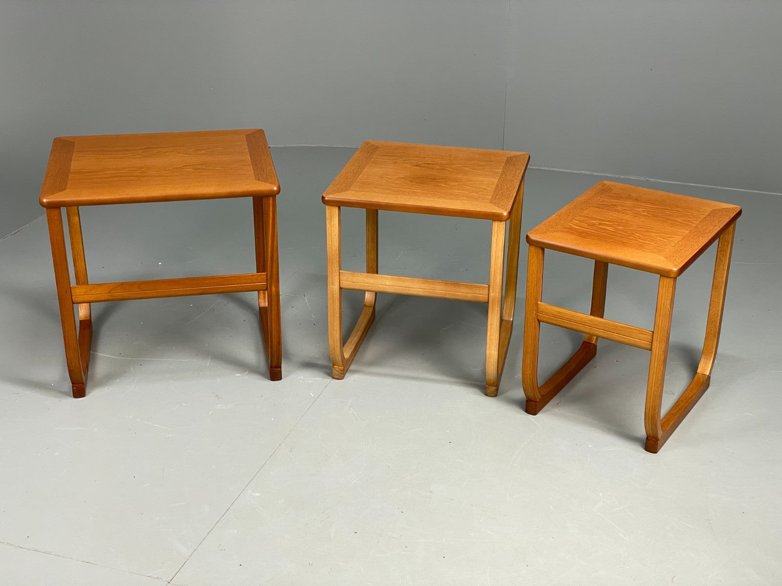Vintage Nathan Side Tables 1980s Teak Nesting Set 3 Ply Frame EB11549 MWOO12