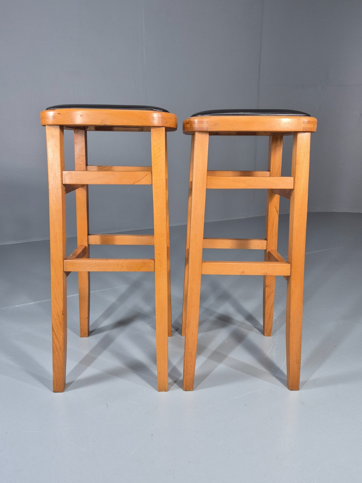 2 1960s Bar Stools Beech Frame Vinyl Tops Retro EB11435 MDIN4