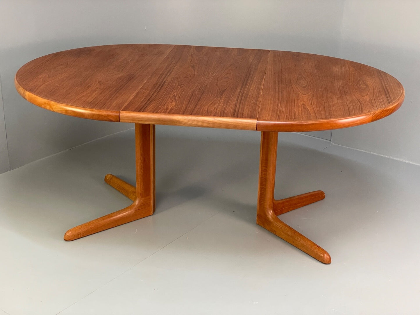 Teak Extending Round Dining Table Vintage Danish Skovby Retro 1970s EB9754 MWOO - UKDK FURNITURE
