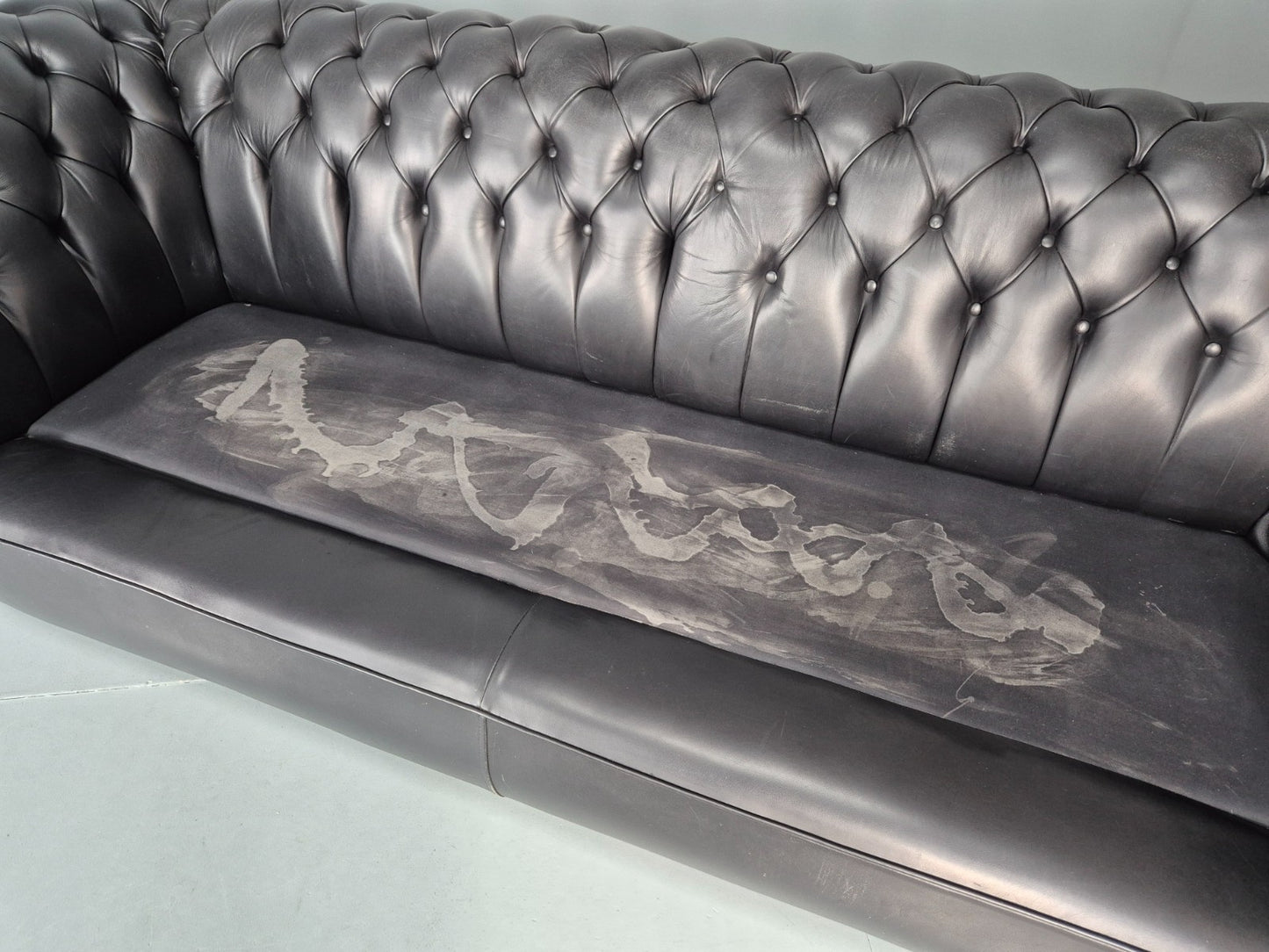 Four Seater Chesterfield Black Leather Feather Cushions Quality EB11229 VCHE8