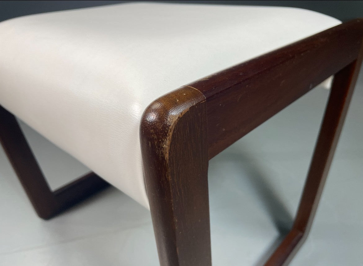 Vintage Stool 1970s Retro Teak and White Vinyl EB6562 MFOO10