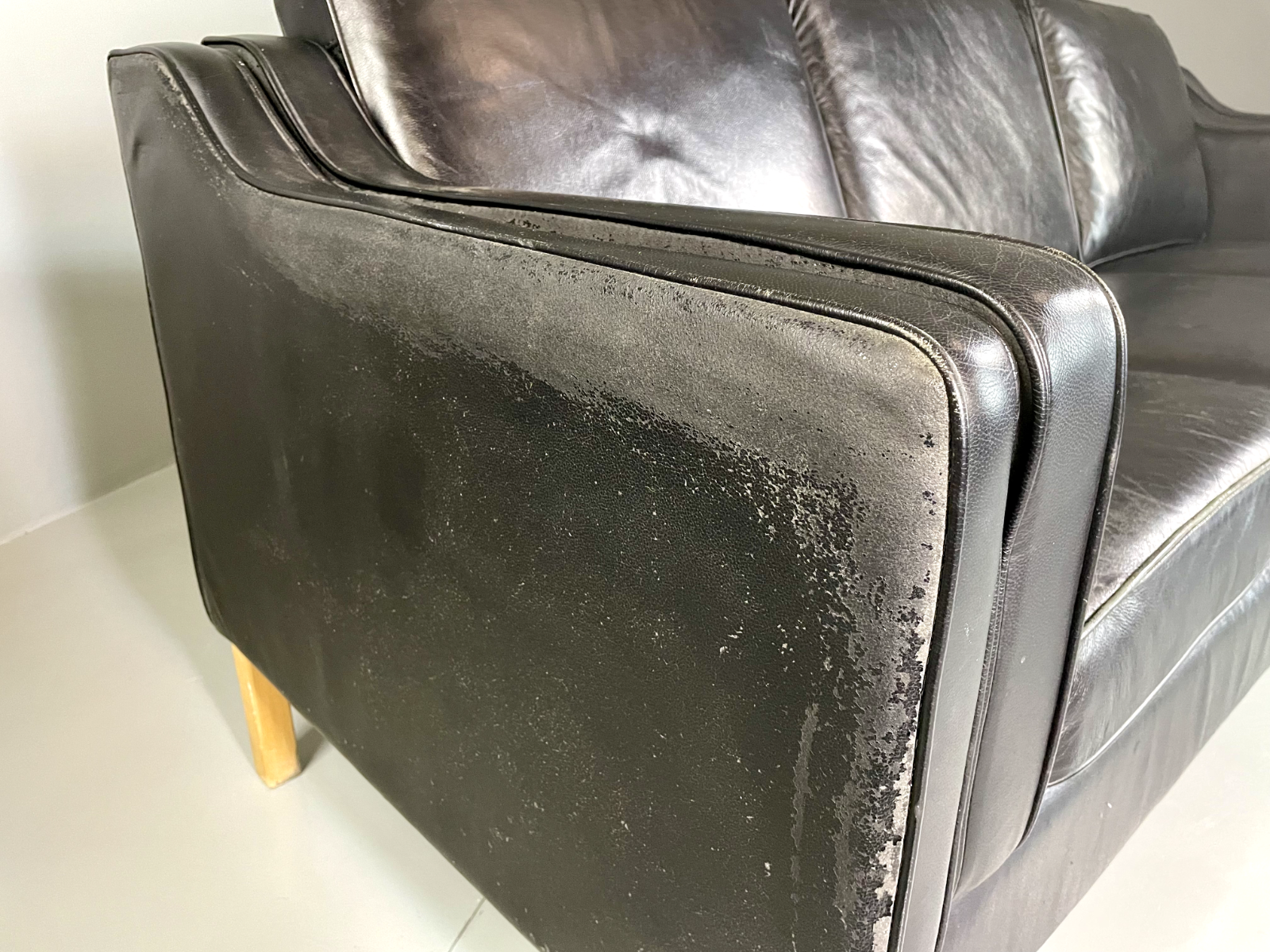 Three Seater Leather Sofa Black Vintage Danish Mogensen MCM Retro EB5864 M3SS7