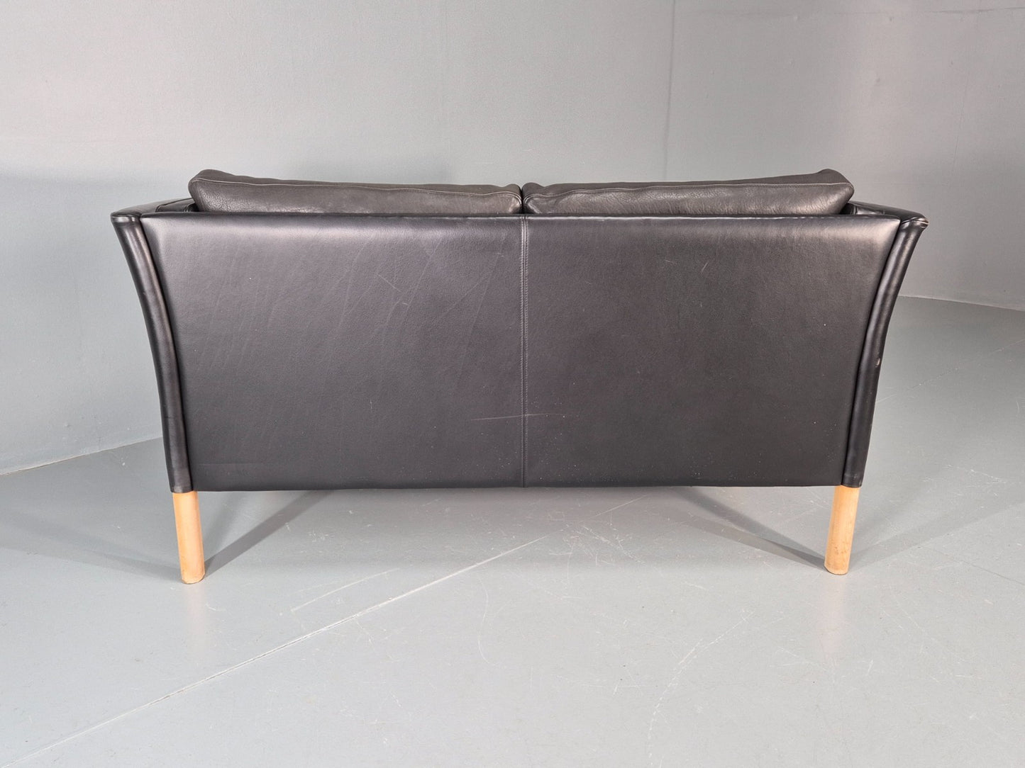 Vintage Danish Two Seater Leather Sofa Quality Feather Filled Retro EB11643 M2SS12