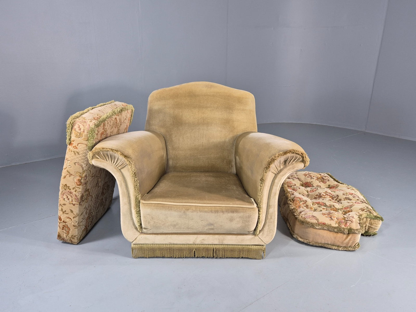 Vintage 1960s Luxury Lounge Chair Green Velour Floral Seat Retro  EB11779 MNOR16
