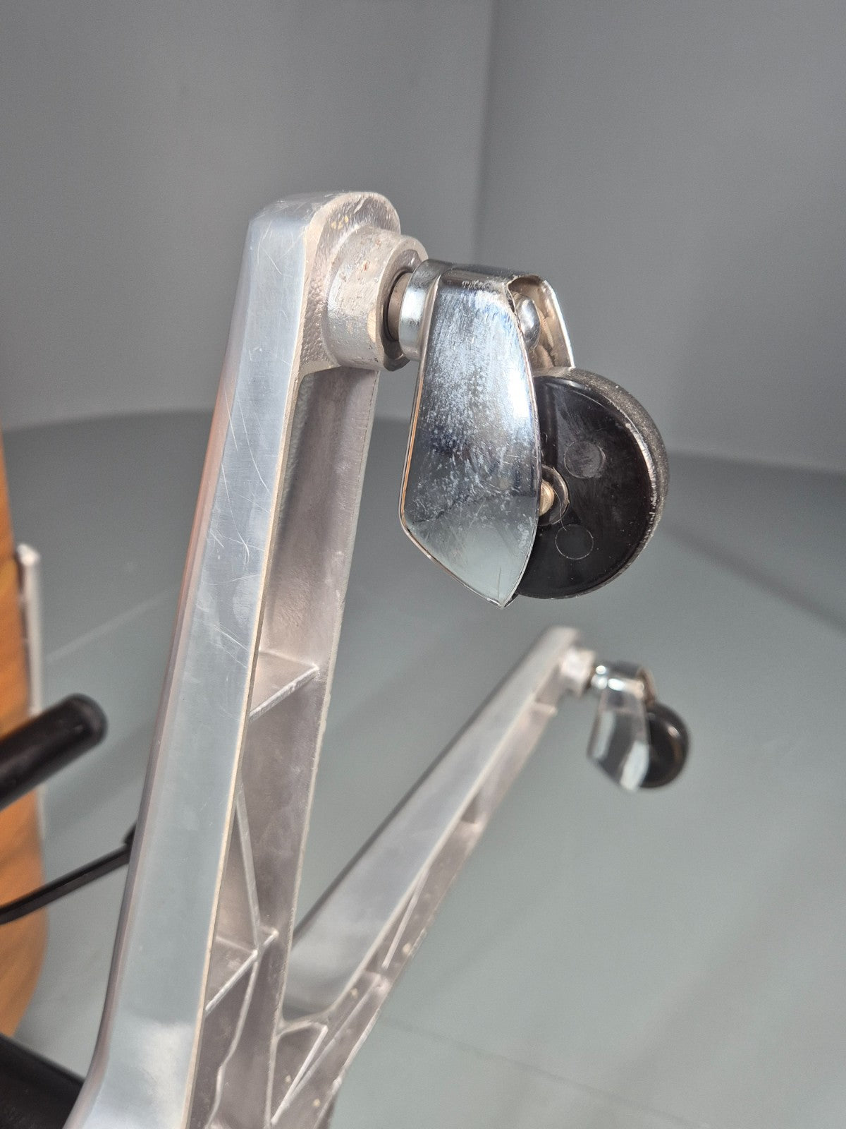 Stoll Giroflex Office Chair Vintage Brown Leather Swivel Reclining EB10998 MSWI16