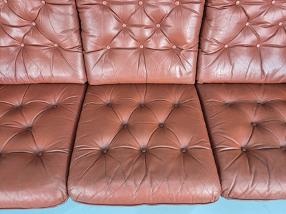 Vintage 3 seat Settee 1970s Retro Danish Red Tan Leather Buttoned EB10555 M3SS9