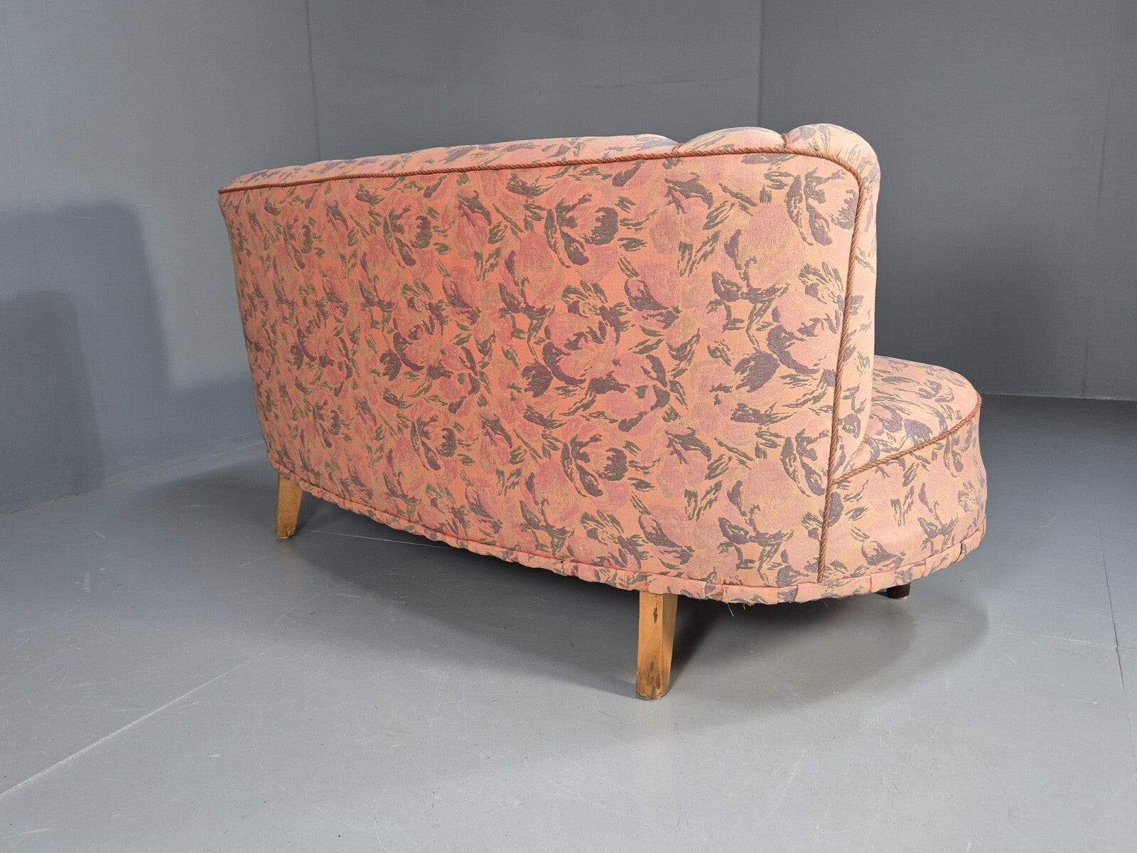 Vintage 3 Seater Sofa Banana Shaped Peach Floral Danish Design EB9572 V3SS - UKDK FURNITURE