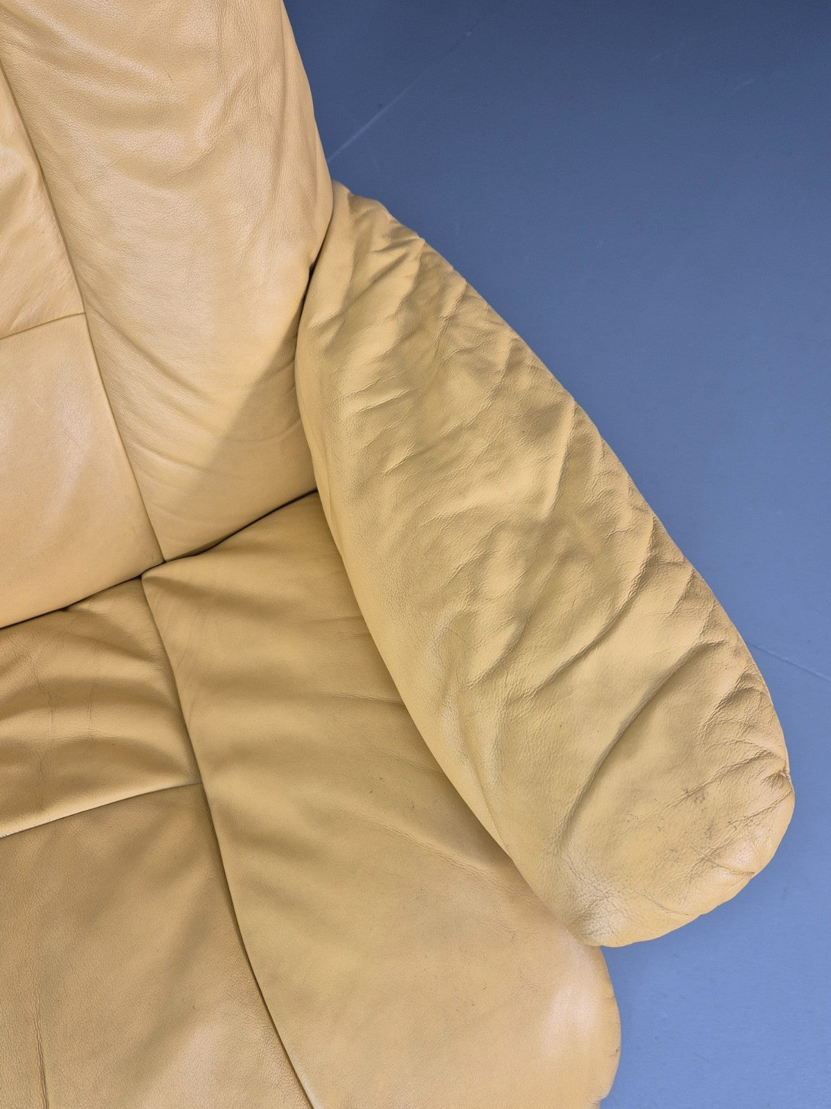 Stressless Swivel Recliner Chair  Ekornes Yellow Leather 1990s EB11574 MWOO4