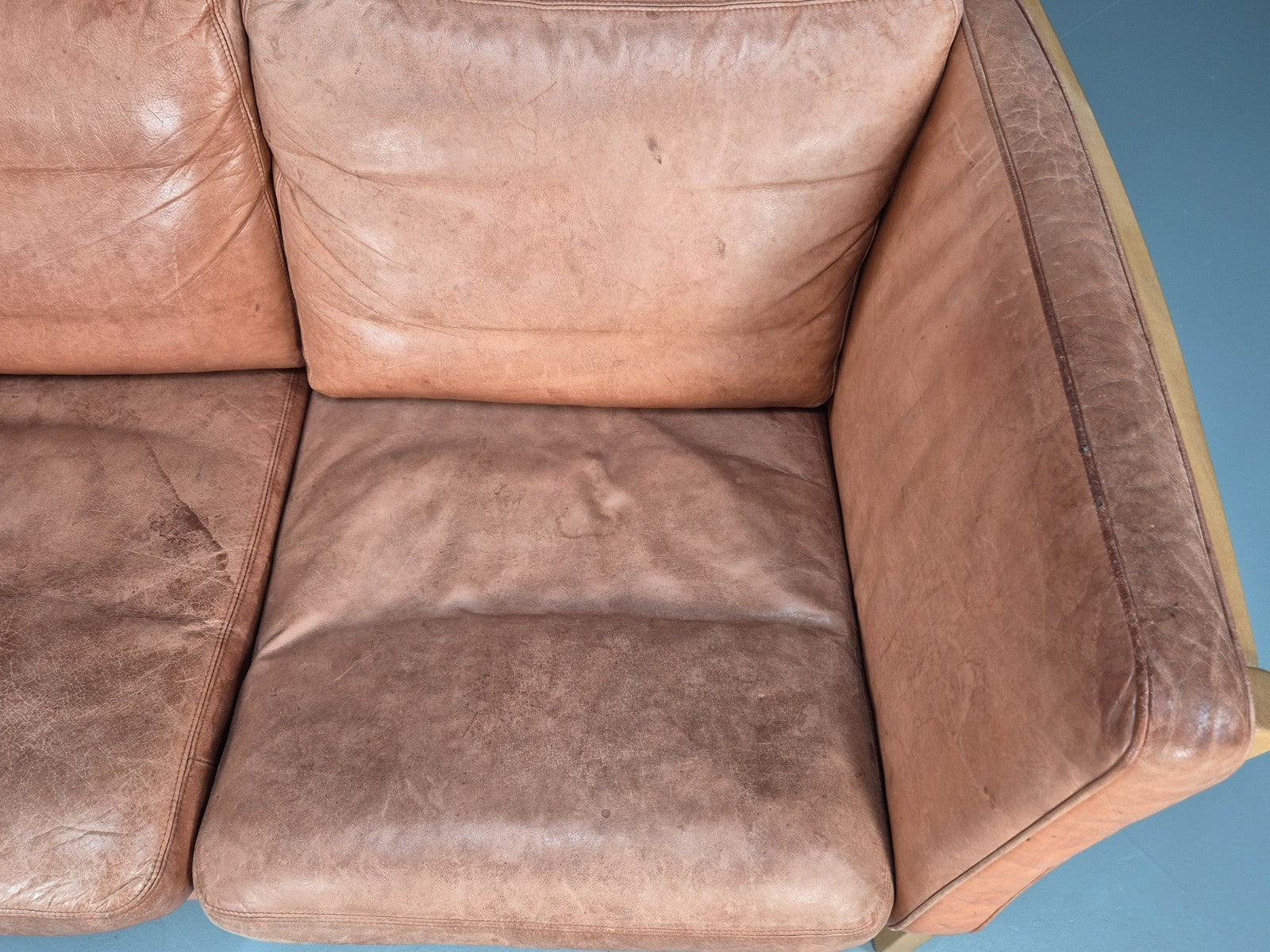 Mid Century Stouby Two Seater Settee Beech Ends Retro 1970s EB10097 M2SS7