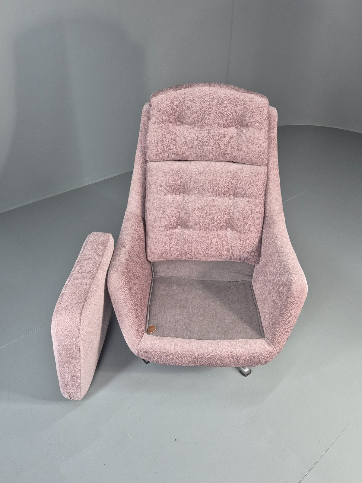 Vintage Mid Century Swivel Bucket Chair Danish 1970s New Upholstery EB11819 MSWI10