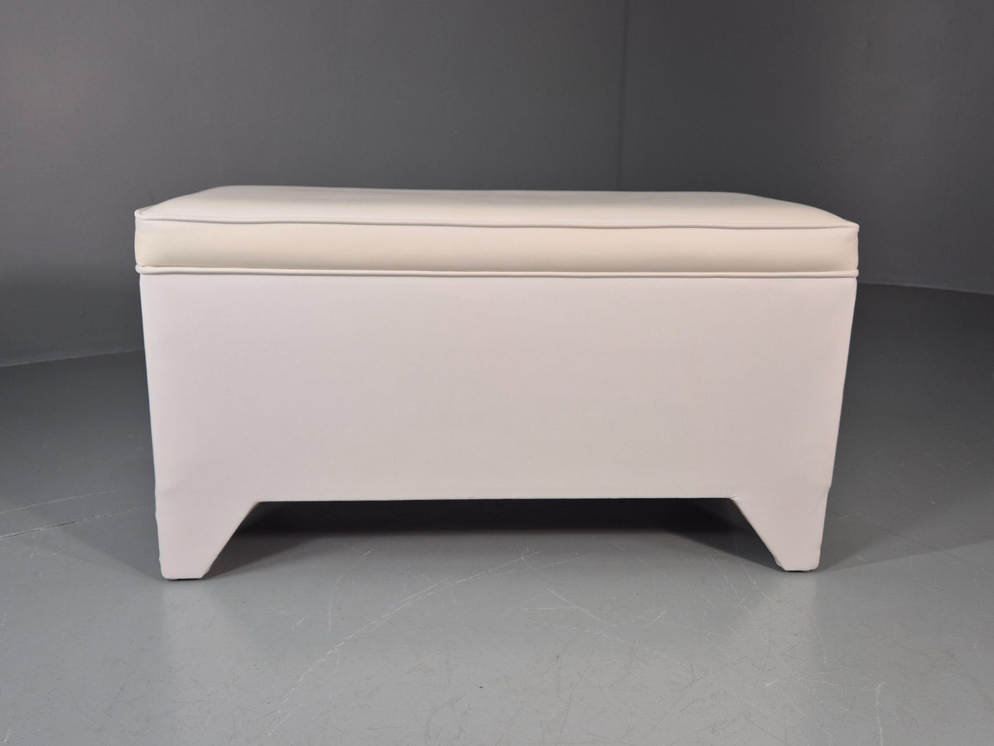 1970s Vinyl Ottoman Storage Chest White Retro Kitsch EB11572 MWOO5