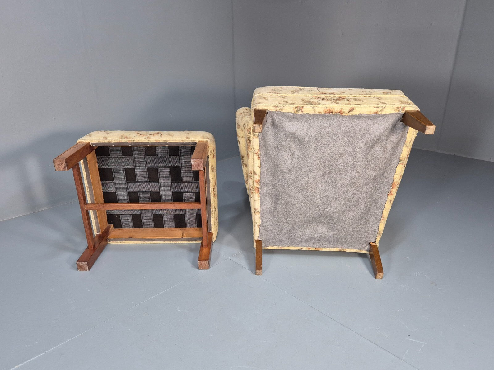Vintage Goergian Style Wingback and Ottoman Floral Cotton 20th C EB9545 VCLO - UKDK FURNITURE
