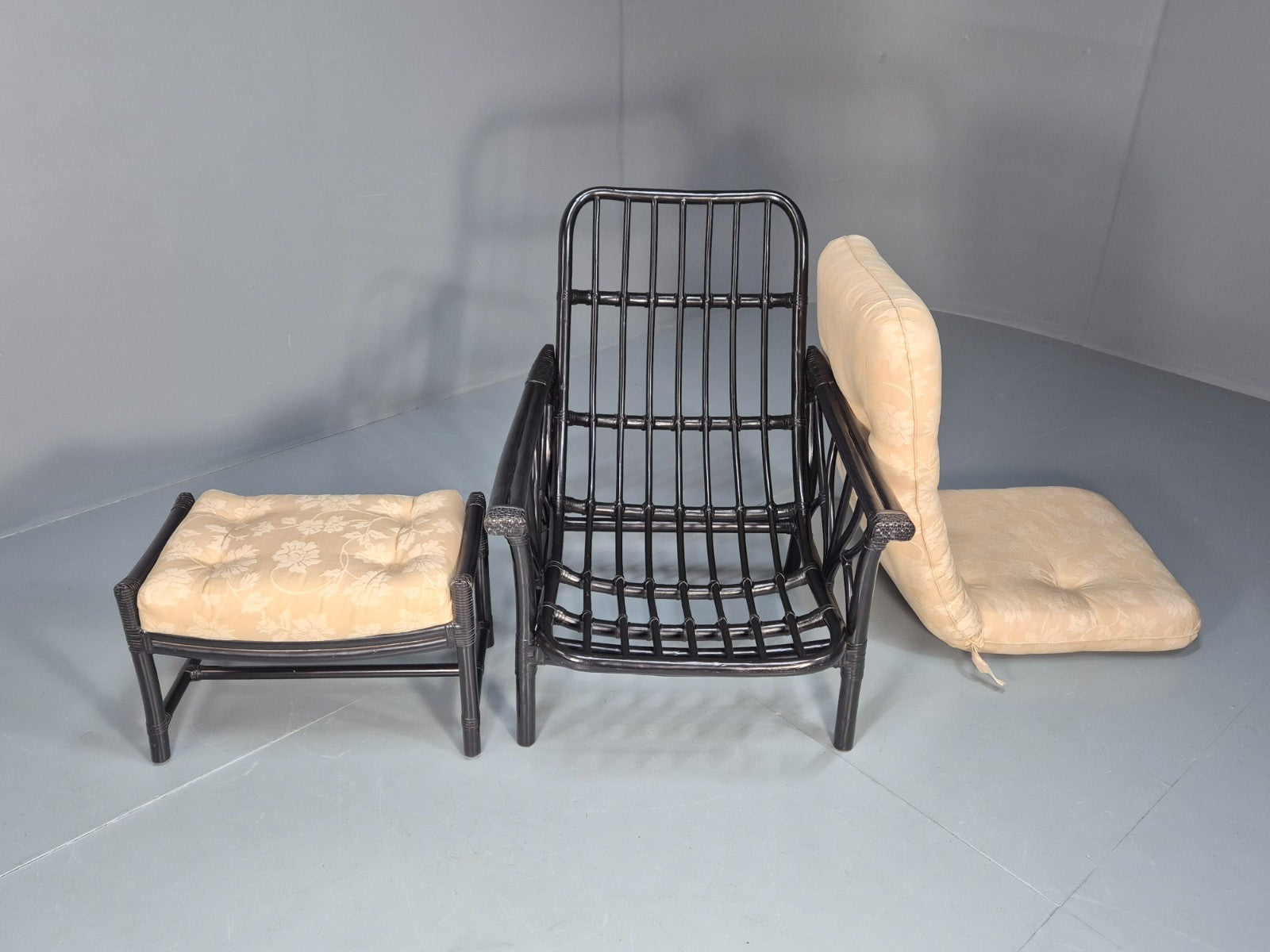 Vintage Japanned Bamboo Lounge Chair and Footstool 1980s Retro EB10718 VBER6