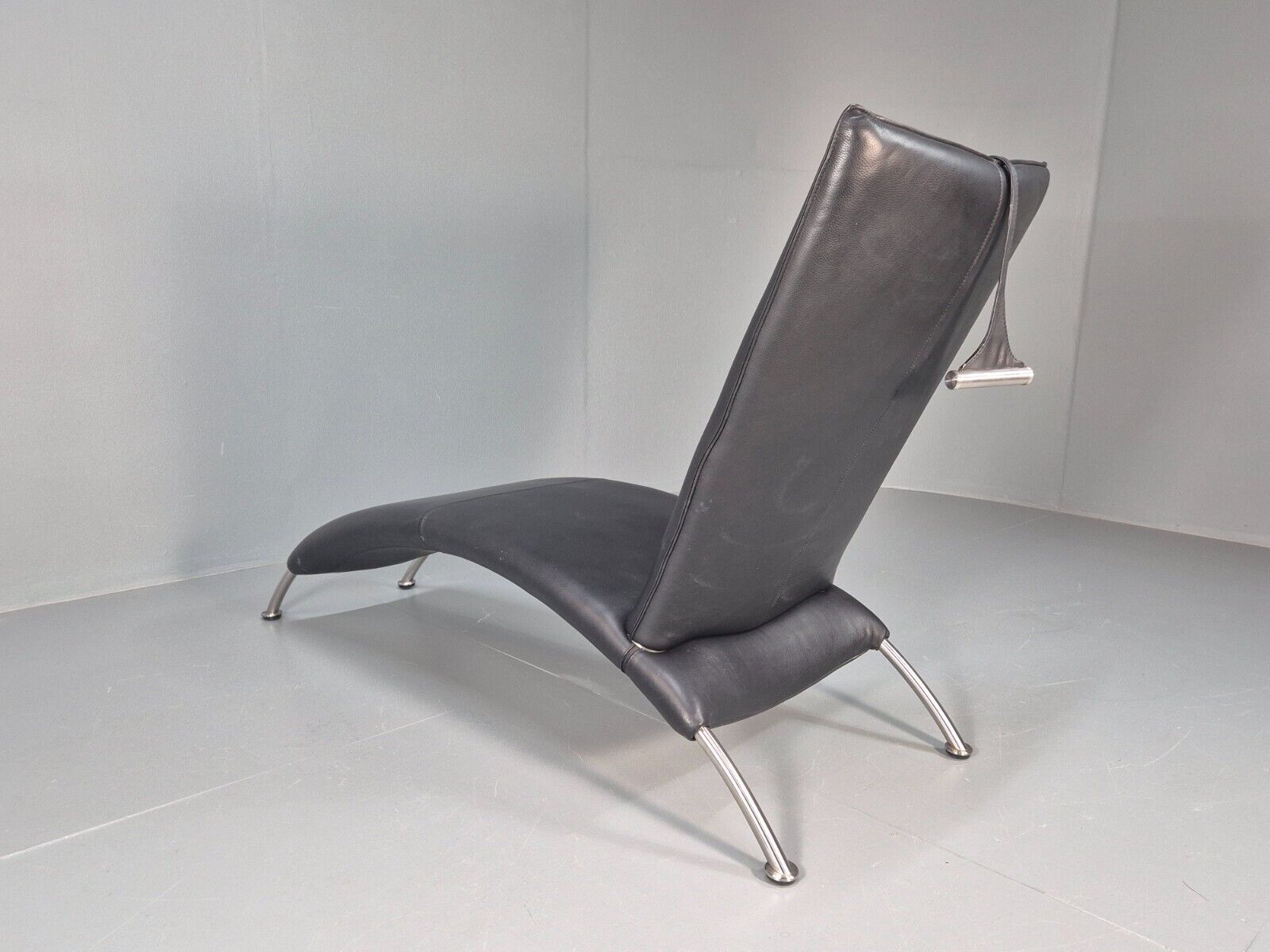Vintage Chaise Daybed Black Leather Chrome Modern Design Retro Siren EB8911 M4SS - UKDK FURNITURE