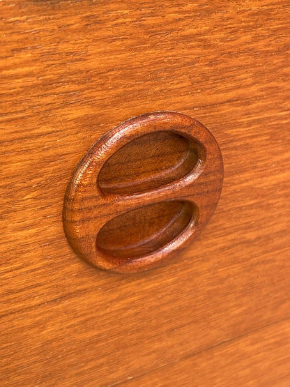 7978082