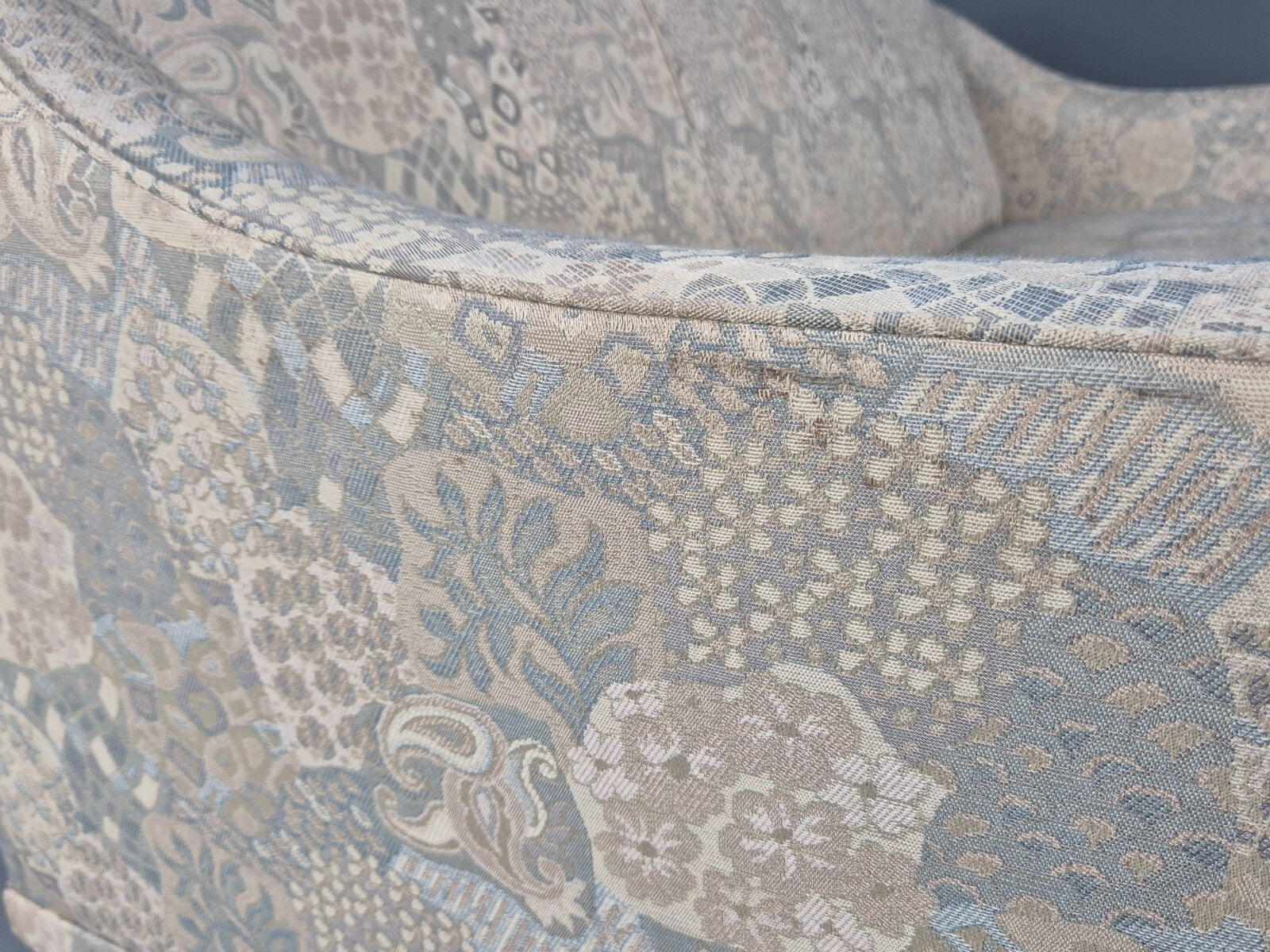 Vintage Danish Floral Upholstered 3 Seat Classic Mid Century Sofa EB9583 M3SS - UKDK FURNITURE