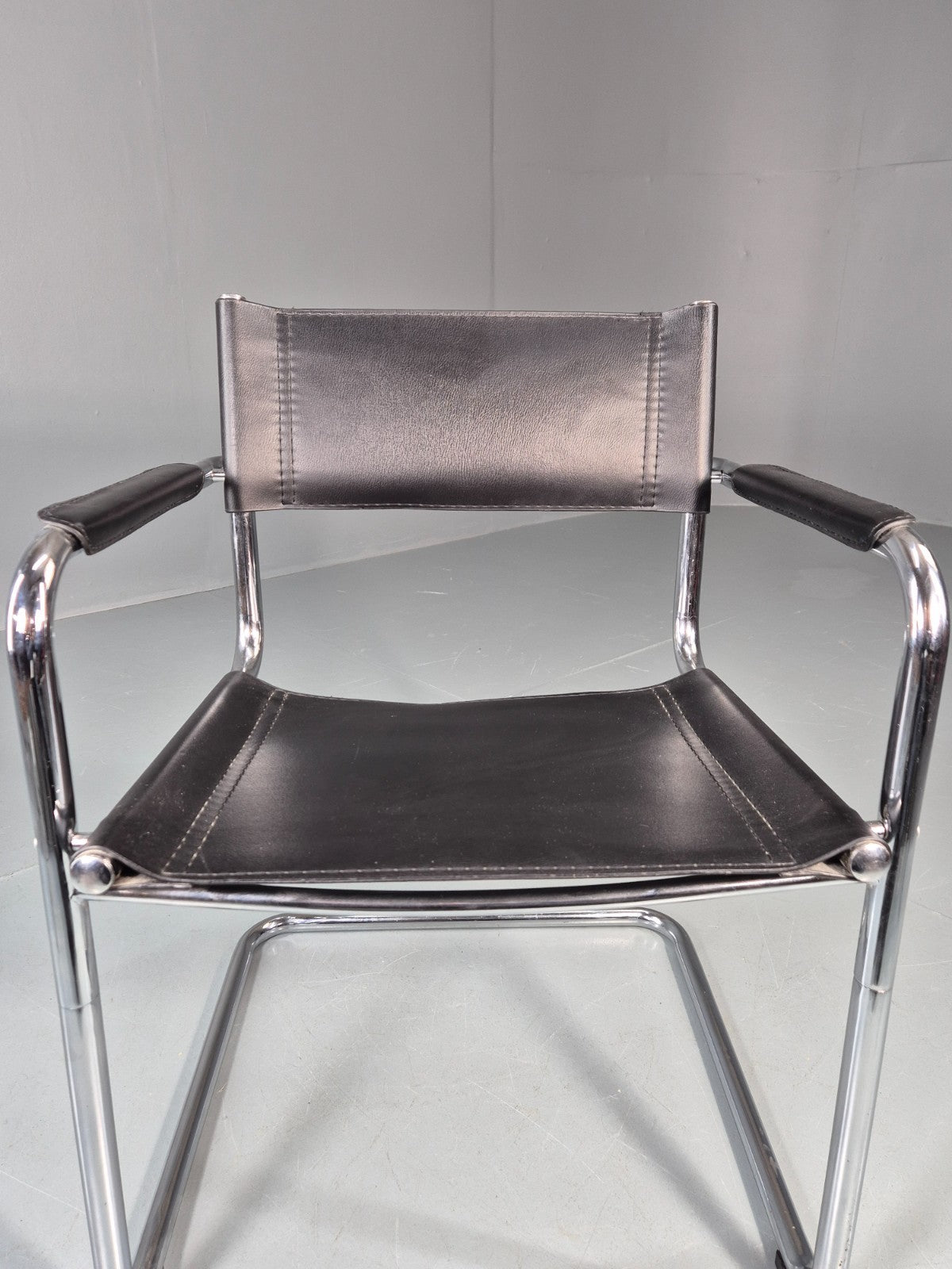 Vintage Leather and Chrome MG5 Bauhaus Style Elbow Chair 1980s EB11216 MNOR12