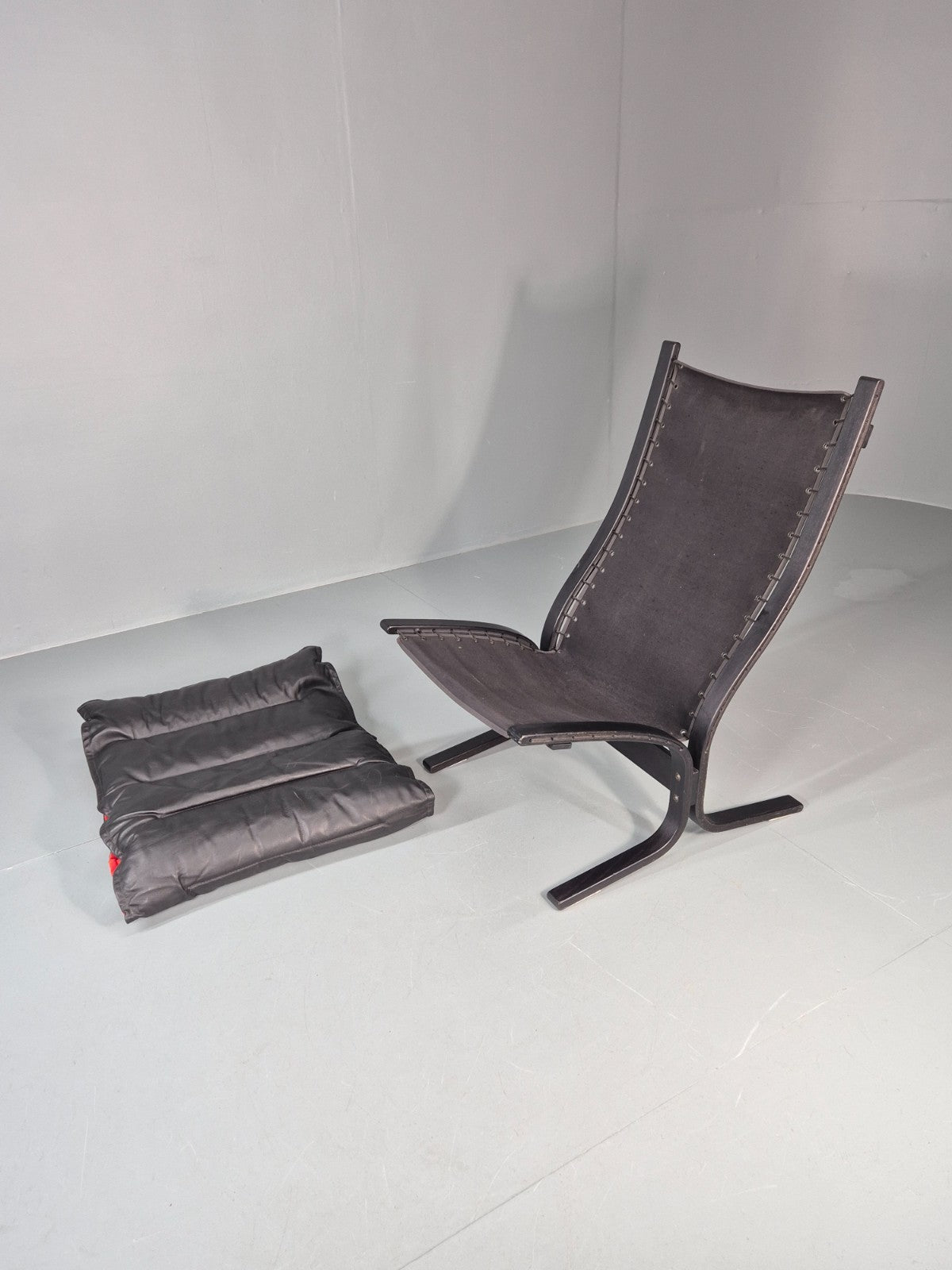 Mid Century Siesta Lounge Chair 1980s Vintage Norway Westnofa Retro EB9907 MBEN10
