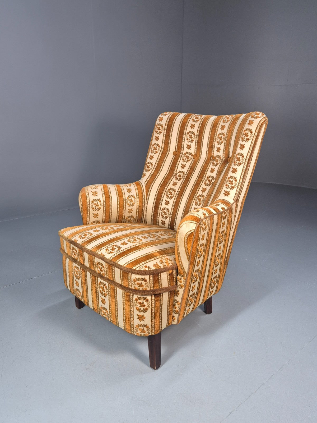 Retro Tub Lounge Chair Vintage Denmark 1960s Orange and Cream  EB10735 VCLO0