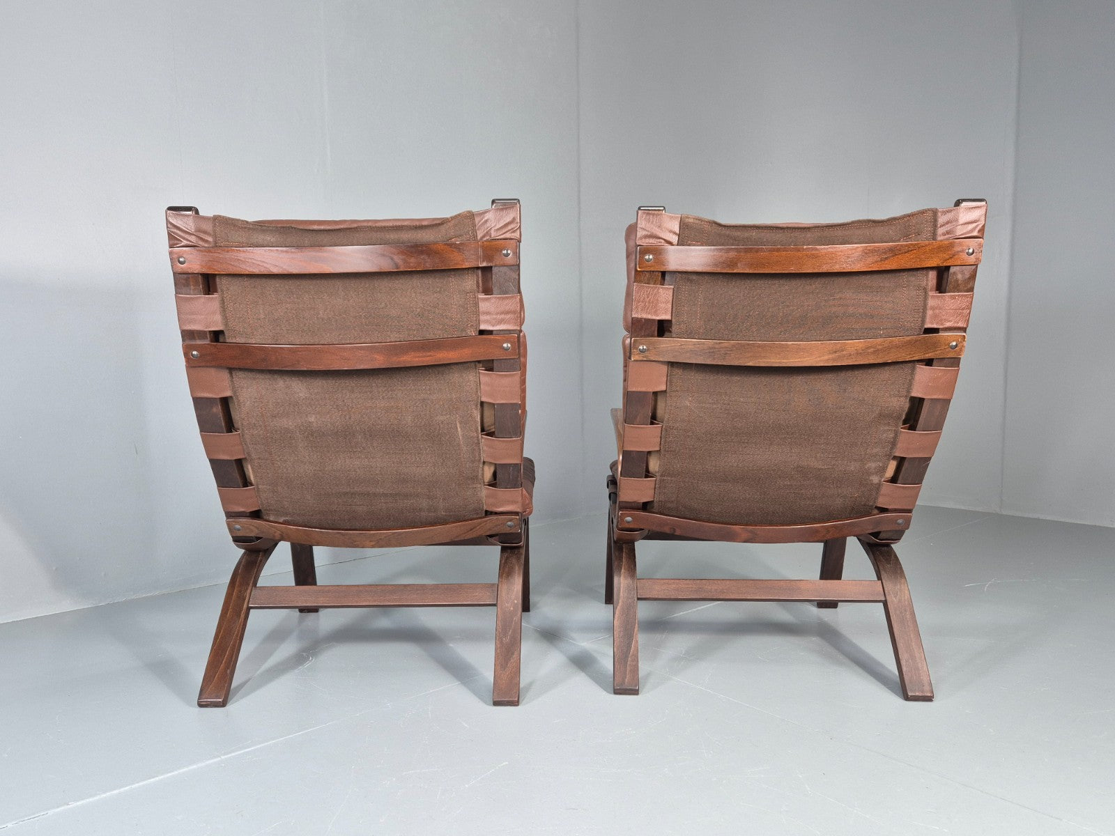 2 Mid Century Danish Leather Lounge Chairs Farstrup 1970s Bentwood EB11412 MBEN10