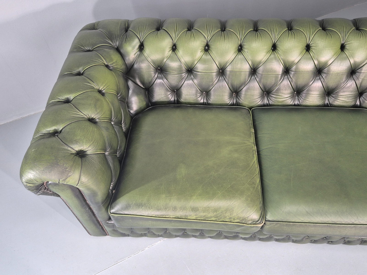 3 Seater Chesterfield Sofa Green Leather Studded Vintage EB11029 VCHE7