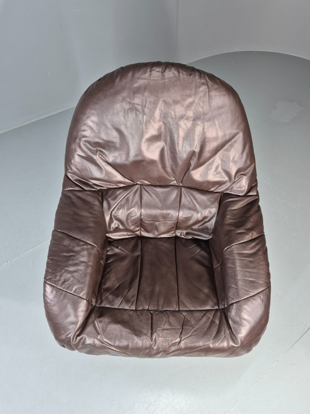 Swivel and Rock Bentwood Chair Danish Leather Vinyl  1980s Vintage EB11414 MBEN2