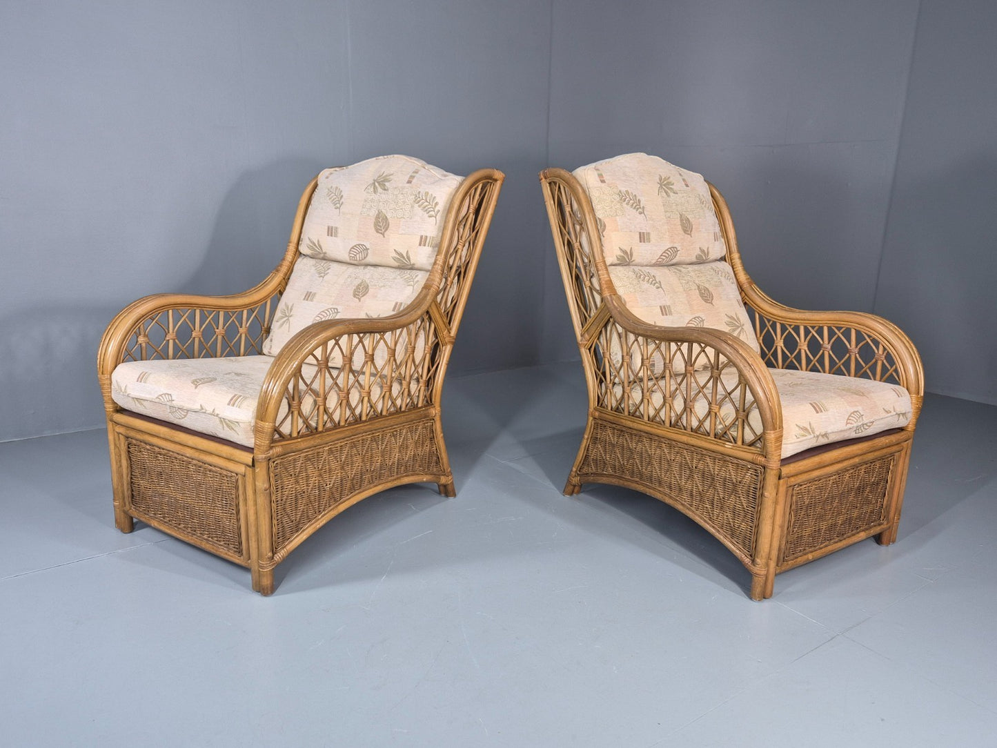 2 Vintage Rattan Conservatory Chairs 1990s Retro EB11286 VBER0