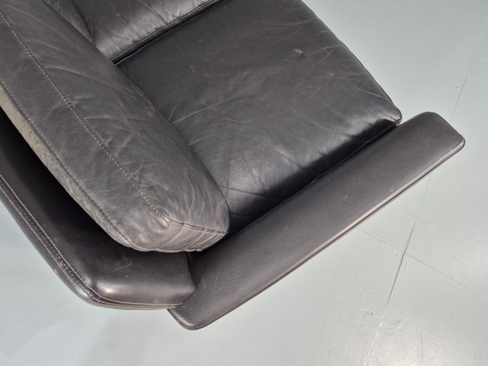 Vintage 1960s 3 Seat Sofa Danish Mid Century Design Black Leather EB10068 M3SS15