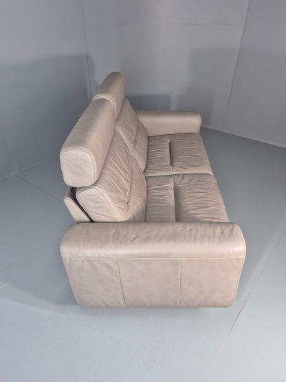 Stressless Stella 2 Seat Settee In Grey Leather Modern Ekornes EB11474 MDIN13