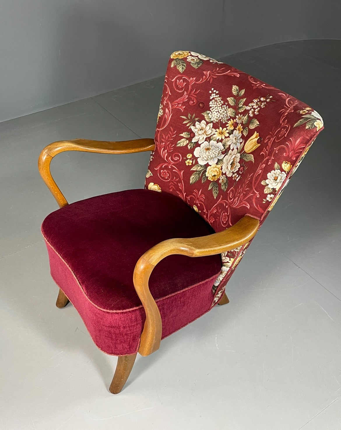 Vintage Lounge Chair Alfred Christensen Slagelse Mobelfabrik Floral VEB6781 MNOR12