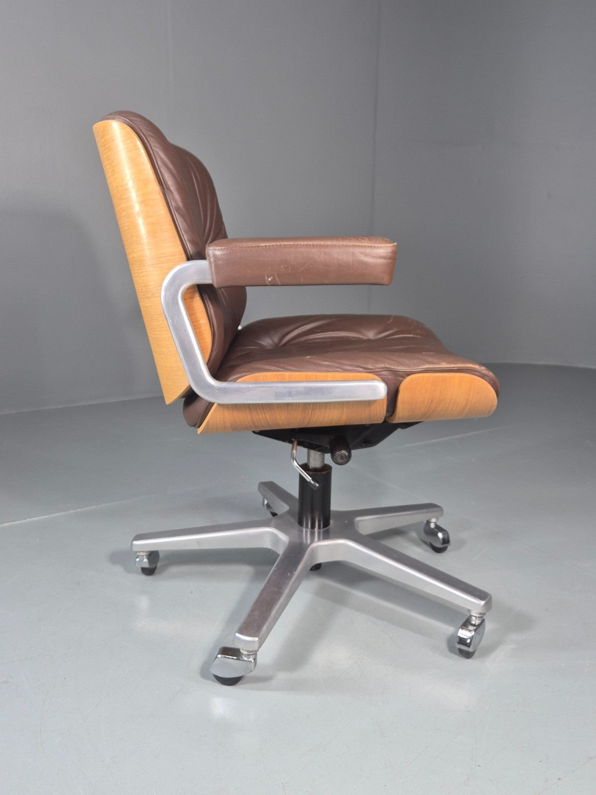 Stoll Giroflex Office Chair Vintage Brown Leather Swivel Reclining EB10998 MSWI6