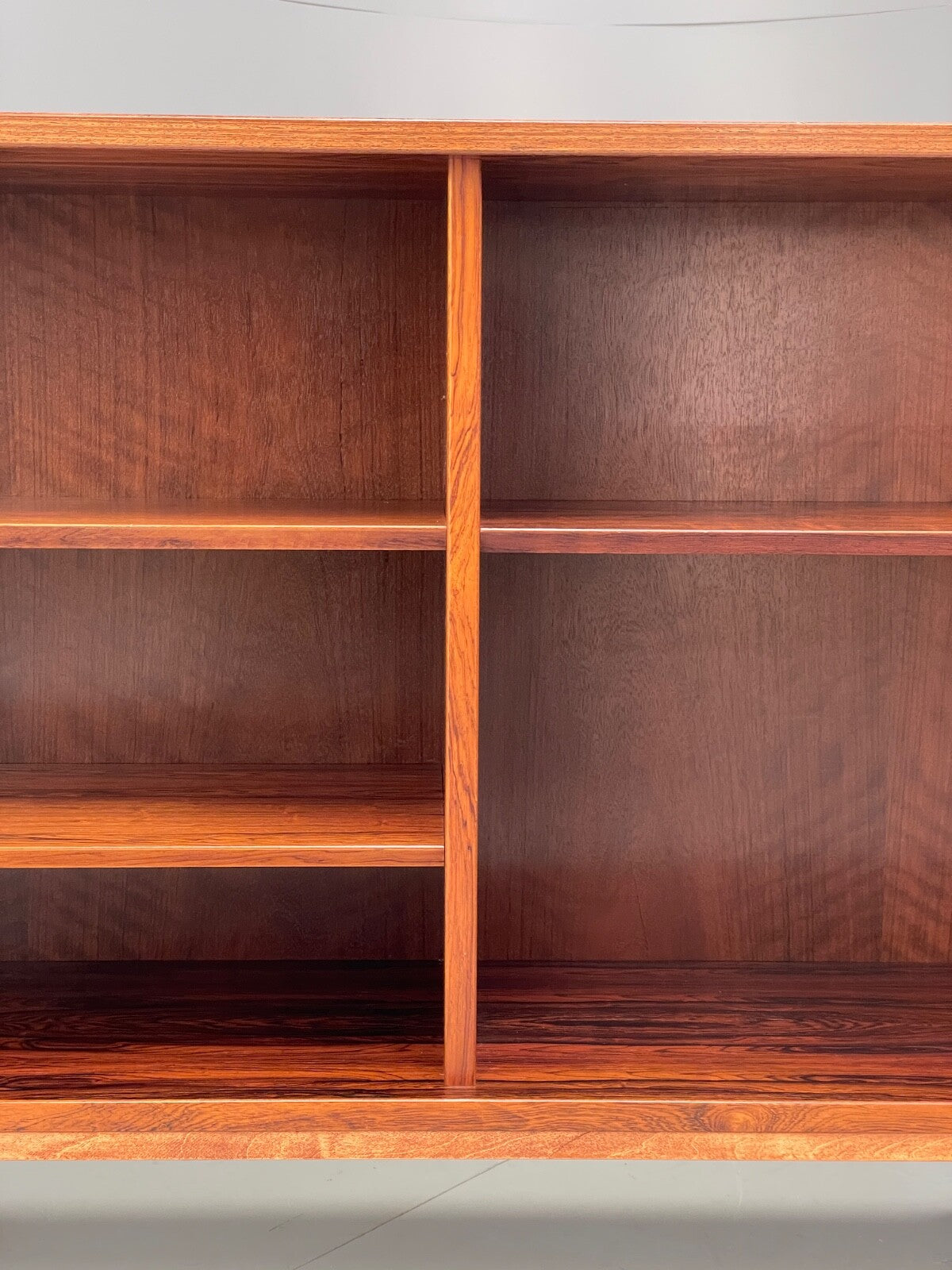 Vintage Bookcase By Hundevad Danish Retro Shelving 1970s Mid Century EB9518 MWOO - UKDK FURNITURE