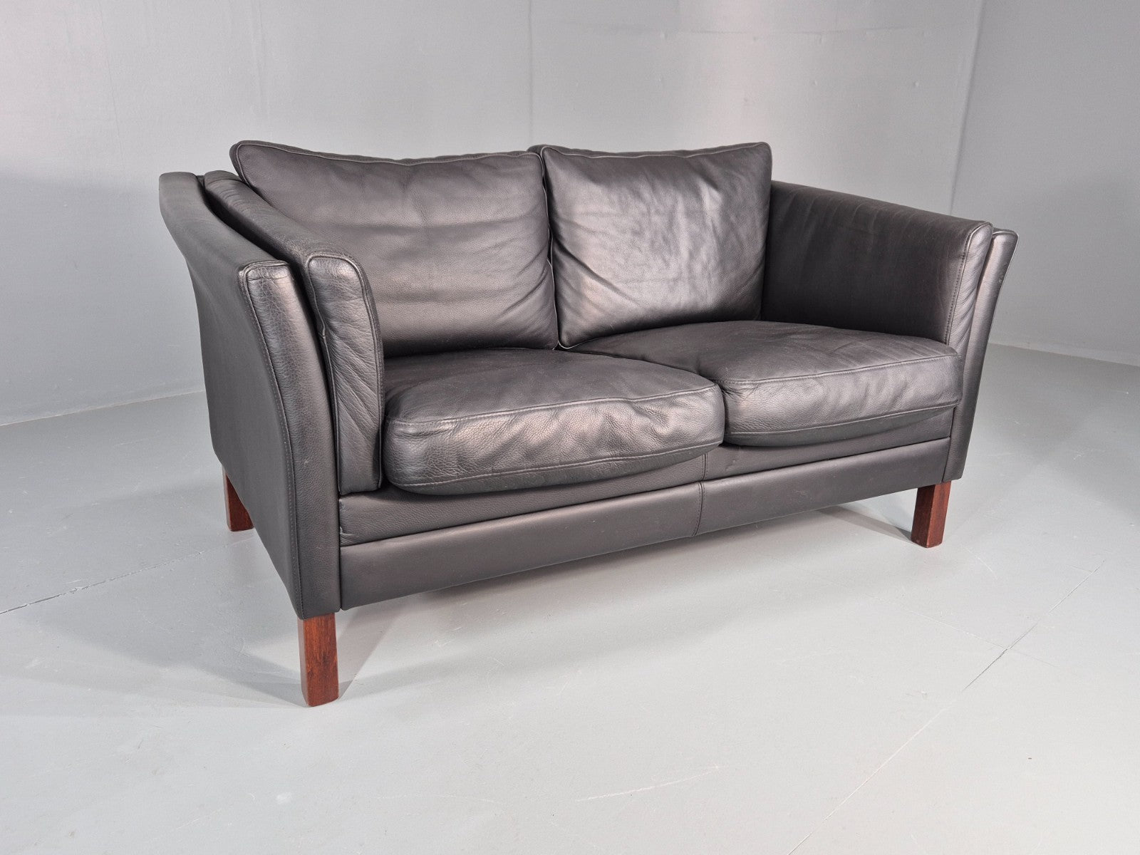Vintage 2 Seat Sofa Danish Black Leather Mid Century Retro 1980s EB10473 M2SS0