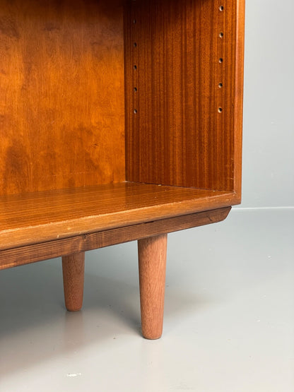 Vintage Danish Walnut Bookcase 1950s Retro Adjustable Shelving EB8812 MWOO - UKDK FURNITURE