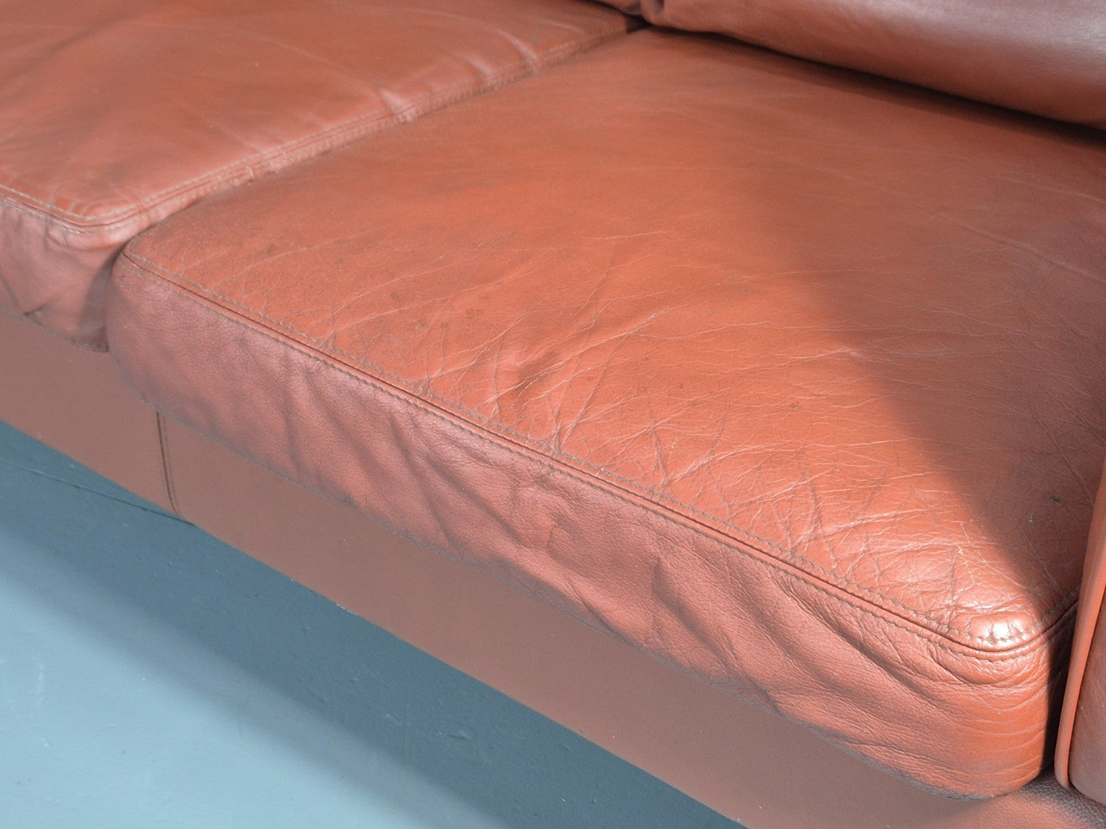 Vintage Stouby 3 Seat Sofa Reddy Brown Leather Beech Wood Slat EndsEB10525 M3SS22