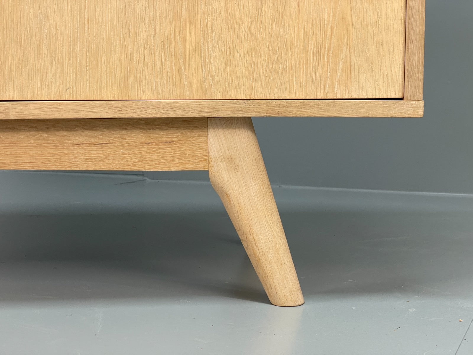 Modern Danish Oak Sideboard - Sliding Door Drawer Mid Century Style EB10836 MWOO6