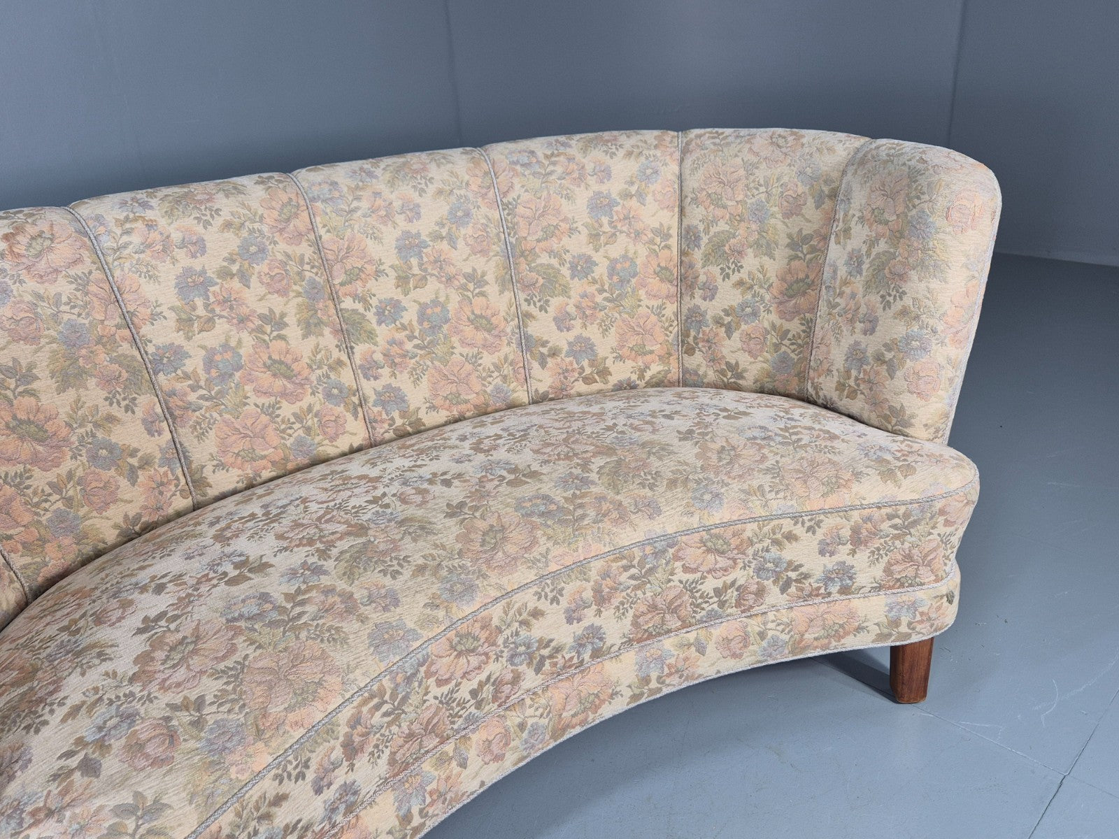 Vintage Two Seater Danish Curved Banana Sofa 1930s Art Deco Floral EB10795 V2SS3
