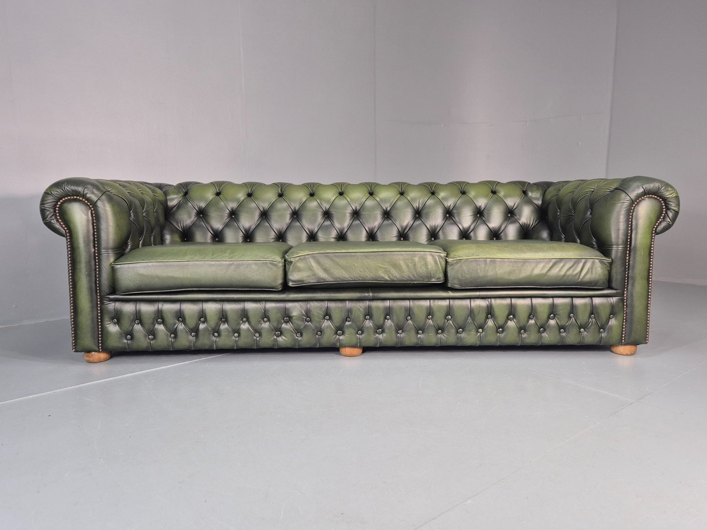 3 Seater Chesterfield Sofa Green Leather Studded Vintage EB11027 VCHE10
