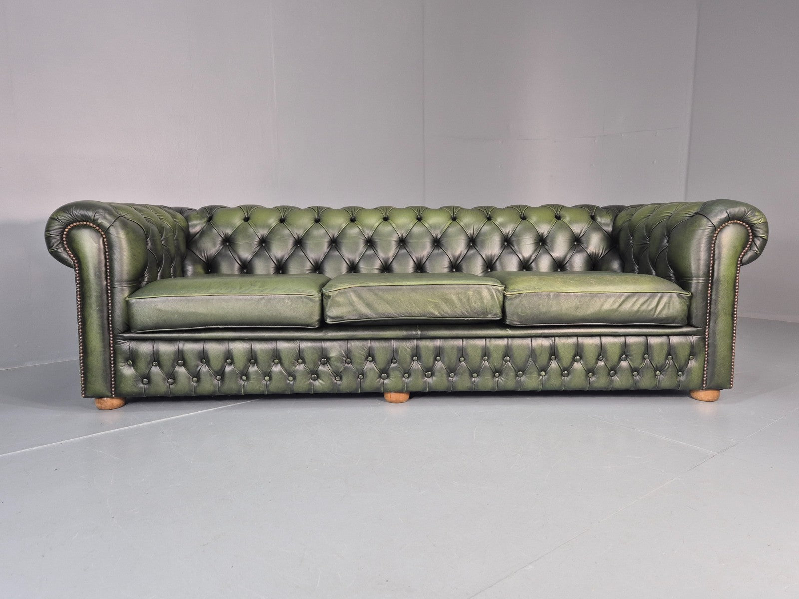 3 Seater Chesterfield Sofa Green Leather Studded Vintage EB11027 VCHE10