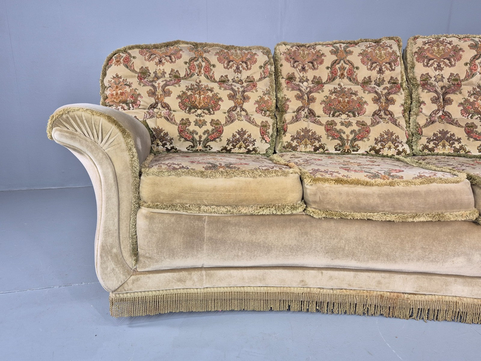 Vintage 4 Seater Sofa 1970s Retro Curved Green Velour EB11780 M4SS2