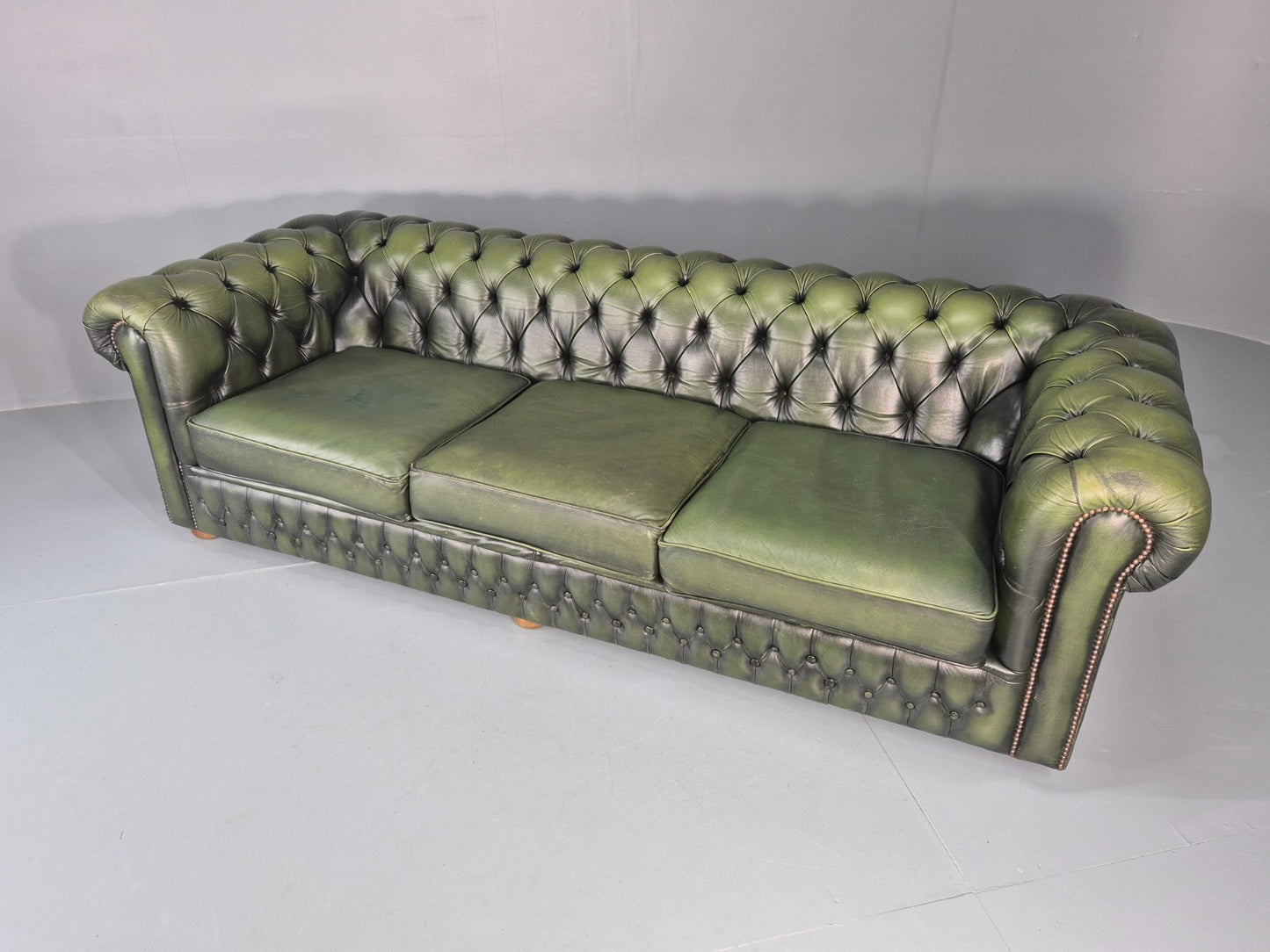 3 Seater Chesterfield Sofa Green Leather Studded Vintage EB11030 VCHE9