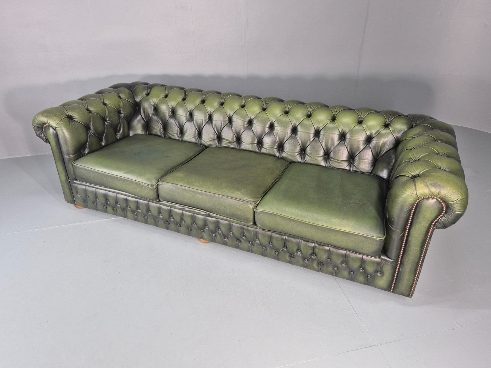 3 Seater Chesterfield Sofa Green Leather Studded Vintage EB11030 VCHE9