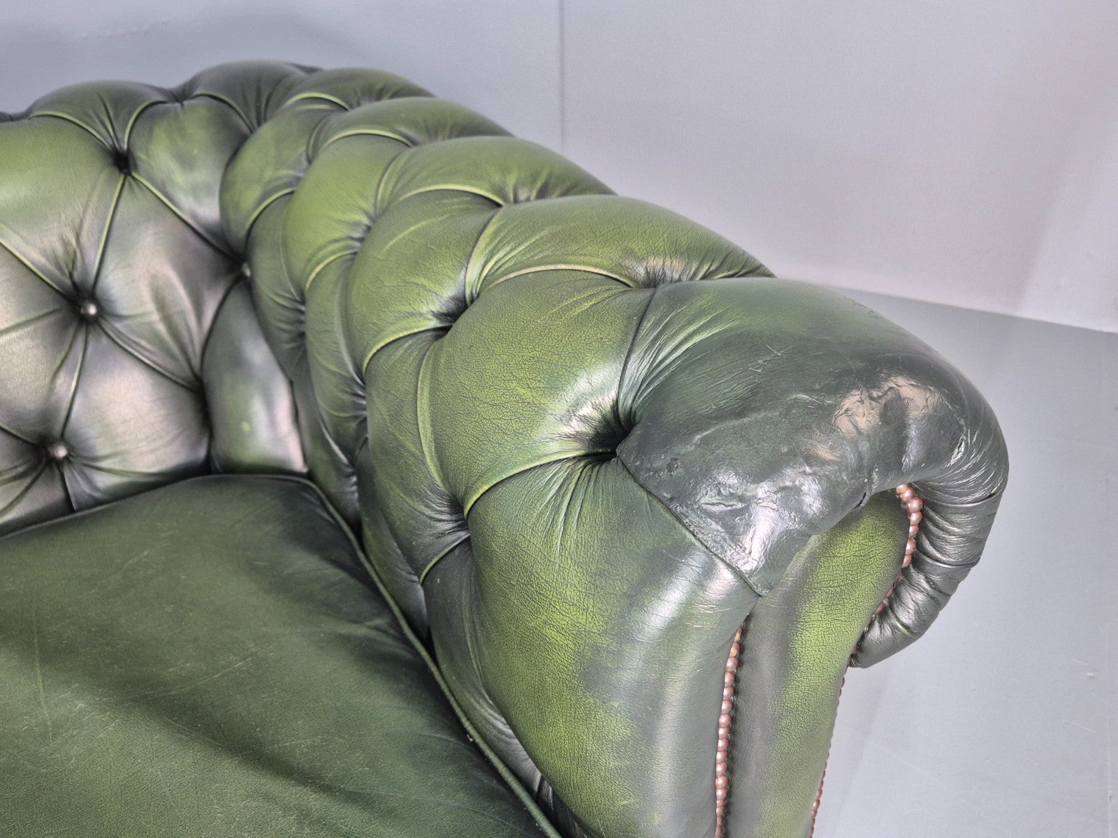 3 Seater Chesterfield Sofa Green Leather Studded Vintage EB11024 VCHE9
