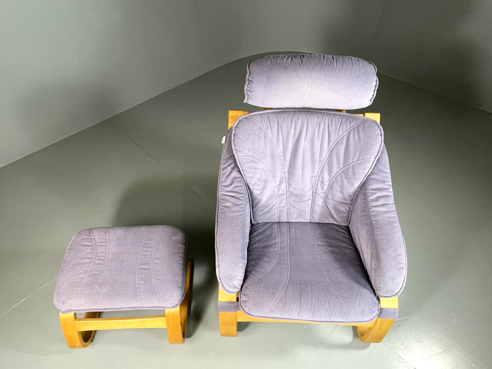 Danish Cantilever Lounge Chair Bentwood Purple Footstool Vintage  EB5768 MBEN12