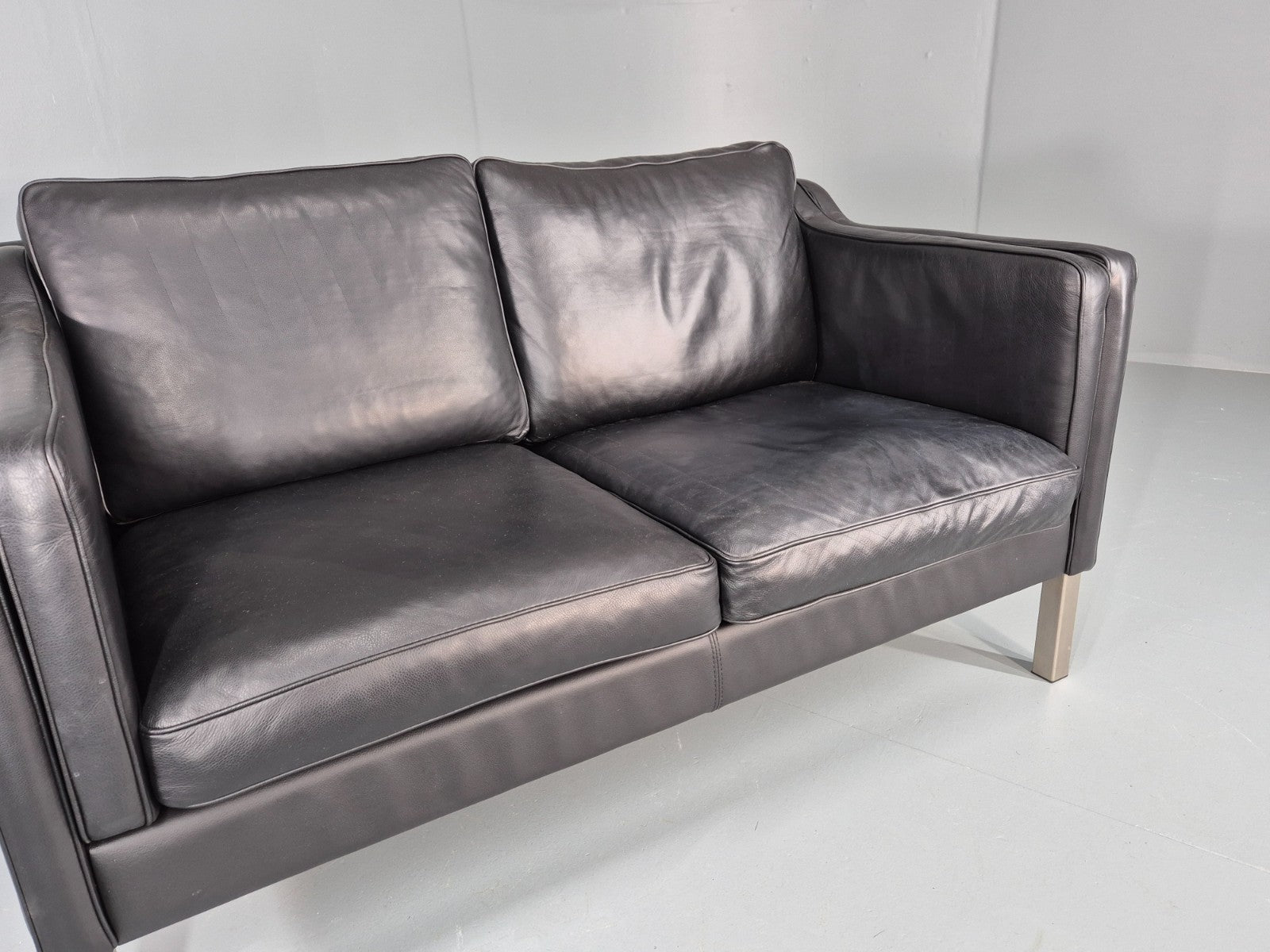 Vintage 2 Seat Leather Sofa Mid Century Danish Mogensen shape Black EB10465 M2SS3