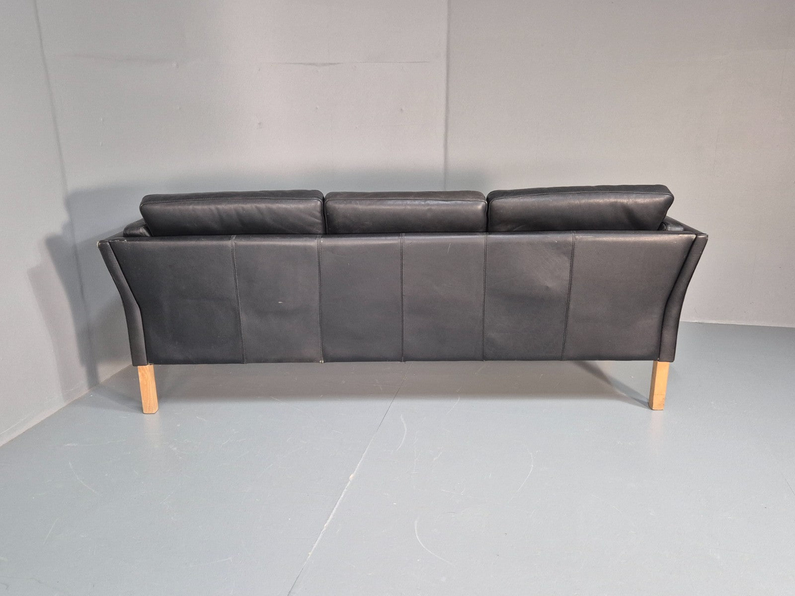 Vintage 3 Seat Sofa Danish Black Leather Mid Century Retro 1980s EB10073 M3SS20