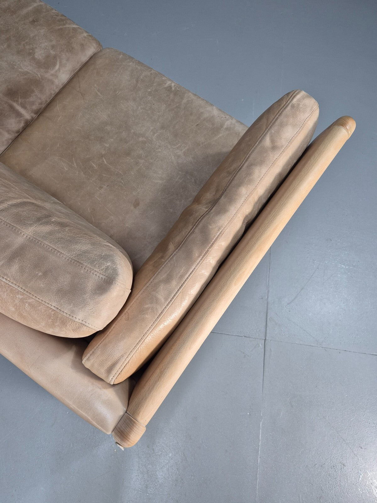 Vintage danish Tan Leather 3 Seat Sofa Wooden Ends Mogens Hansen MCM EB9083 M3SS - UKDK FURNITURE